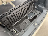 全車ルームクリーニングを行ってご納車いたします!専門業者の協力で見えるところだけではなく、細部まで行き届いたクリーニングを行っております!気持ちのいいご納車をお届けできるよう準備を心がけております!