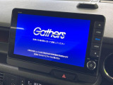 【大画面ナビ】人気の大型9インチナビを装備。存在感のある大画面はインパクト大!ナビ利用時のマップ表示は見やすく、テレビやDVDは臨場感がアップ!いつものドライブがグッと楽しくなります♪
