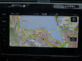 9.2インチ大画面のナビゲーション付きです。その他様々なデータの確認や車の設定を変更できます