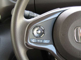 ステアリングスイッチ付きです。運転に集中できます。