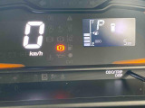 ダイハツ車以外のメンテナンスもお任せください!当社でご用意しているメンテナンスパックはダイハツ車以外でもオトクにサービスを受けられる「ファミリーワンパス」コースがあります。