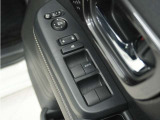 ◆パワーウィンドウスイッチ◆運転席から全席の窓の開閉操作を行うことが出来いつでも換気ができます!