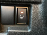 シートヒーター装備で寒い時の運転も快適☆