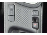 電動パーキングブレーキを搭載。スイッチ操作でパーキングブレーキを作動・解除することが可能です。