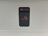 SOSコールは万が一の事故や故障の際にスイッチを押すだけで日産の専門オペレーターに繋がり安心です!※NISSANコネクト加入必須