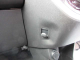 助手席荷物フック