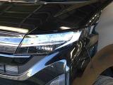 ☆オートライト機能☆車外の明るさに応じて自動的にヘッドランプを点灯・消灯。夕暮れ時やトンネルなどで役立ちます!