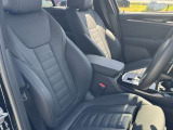 車内での喫煙歴も無く綺麗な状態をキープしております。