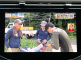純正テレビチューナーが装着されておりますのでフルセグ受信が可能でございます。※走行中は音声のみでお楽しみくださいませ。