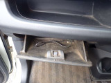 グローブボックスです!車検証入ります!