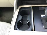 ドリンクホルダーもきちんと2人分。