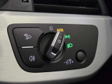 手を伸ばしたところに必要なスイッチがございます。非常に使い勝手の良いお車になります。