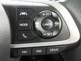 ステアリングスイッチ ステアリングから手を放さずに操作できるので、運転に集中できます。