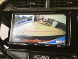 駐車時などに後方の状況を確認できるので、安全運転をサポートします。狭い場所でも安心して運転できます。