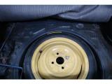 スペアタイヤハウス内もサビなく状態良好です。