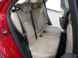 ゆとりある広々とした車内空間は、ドライブを始め買い物やレジャーなど、幅広く活躍します。一人でもみんなとでもお出かけを楽しみましょう!