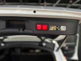 電動リアゲート付でお荷物の積み込み・取り出しが楽々にできます。