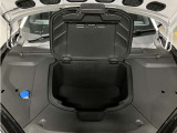 モータールームには50Lの容量の荷室