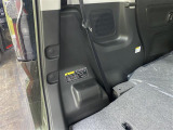 軽の看板が目印です!届出済 未使用車をお探しの方はこちらの看板を目印にお越しください。※似たような看板のお店がございますのでお間違えのないようご注意ください。
