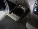 お立ち寄りいただく際は、事前にご連絡をお願いします。お目当てのお車が商談中や売約となることもございます。ご確認いただいてから、お立ち寄りください。