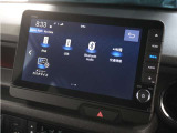 Apple Car Play・Android Autoでスマホ連携が可能!対応するアプリをディスプレイで操作できます。