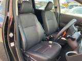 最適なドライビングポジションで操作性を向上!長時間運転の疲れを軽減します。