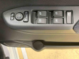 全ての車両に除菌・消臭システム「ワンダークリーン」を施行済みです。シートの表面はもちろん、後ろの席や足元も徹底的に除菌しております。