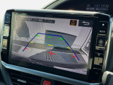 【バックカメラ】駐車時に後方がリアルタイム映像で確認できます。大型商業施設や立体駐車場での駐車時や、夜間のバック時に大活躍!運転スキルに関わらず、今や必須となった装備のひとつです!