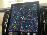 USB・Bluetooth・TV・FMラジオなど多彩なメディアソースに幅広く対応。また、Apple CarPlayやAndroid Autoを利用すれば、スマホを簡単に接続できます。