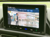 高画質のモニターで、映像を鮮明に楽しめます。停車時に映画鑑賞や動画視聴など、ちょっとした休憩時間に活用できます。