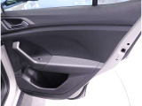 認定中古車は、納車前に専用の機械を使用して71項目の点検を行っております。