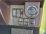 左側のスライドドアは運転席からの開閉も可能。