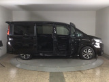 車を初めて購入されるお客様や、車にあまり詳しくないお客様にもわかりやすく丁寧に説明させて頂きます♪