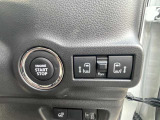 電動パワースライドドア付いています!