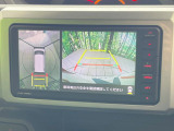 【パノラマモニター】専用のカメラにより、上から見下ろしたような視点で360度クルマの周囲を確認することができます☆死角部分も確認しやすく、狭い場所での切り返しや駐車もスムーズに行えます。