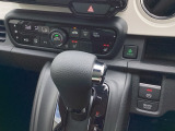 運転席、助手席にシートヒーターを装備(*^_^*)寒い日もポカポカ快適ですよ。