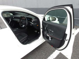 メルセデス・ベンツ正規ディーラー 株式会社シュテルン墨田のお車をご覧頂きありがとうございます。川口店・墨田店の2支店の中からお客様のご希望にあった1台をご案内させて頂きます。
