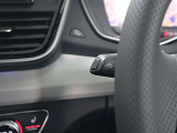 ●車線から逸脱する可能性があることを知らせるとともに、ハンドル操作をアシストすることにより車線からの逸脱回避を支援する装置です。