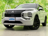三菱 アウトランダー PHEV 2.4 P 4WD