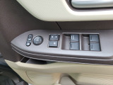 運転席側パワーウインドウスイッチ