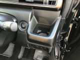 ドリンクホルダー付きです。ロングドライブもお楽しみください★