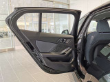 BMWプレミアムセレクション前橋では、高年式低走行モデルからMモデル、年式が経ちなかなかディーラーでは見かけないモデルまで幅広いラインナップで認定中古車を取り扱っております。品質に自信があります。