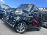 自社認証工場を完備しておりますので、納車前の車検・整備や、アフターメンテナスもばっちりですので、安心して当社にお任せ下さい。また、当社にて車輌ご成約のお客様はオイル交換永久無料のサービス付きです!