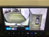 バックモニター付きで、車庫入れやバック時の後方確認をサポート。