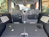 積載性が広がるシートアレンジ。倒し方や可動域、荷室の広がりが分かり、使い道を想像できます。