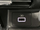 【USB電源ソケット】バッテリーが少なくなっても大丈夫!携帯やゲーム機などUSBにつないで車内で充電ができます!