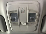 コネクティッドカーですのでSOS機能があります。詳しくはスタッフまで!