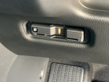 ETCも付いておりますので、高速道路の料金所もノンストップ通過可能ですよ^^是非揃えたい装備ですね!