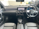Aクラスセダン A250 4マチック AMGライン 4WD 