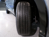 【純正アルミ】純正アルミ装備車です。走りもキビキビ見た目も格好良いです。見た目を重視する方には欲しい装備です!